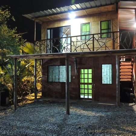 Cayo Ecovillage Puerto Cayo Ngoại thất bức ảnh