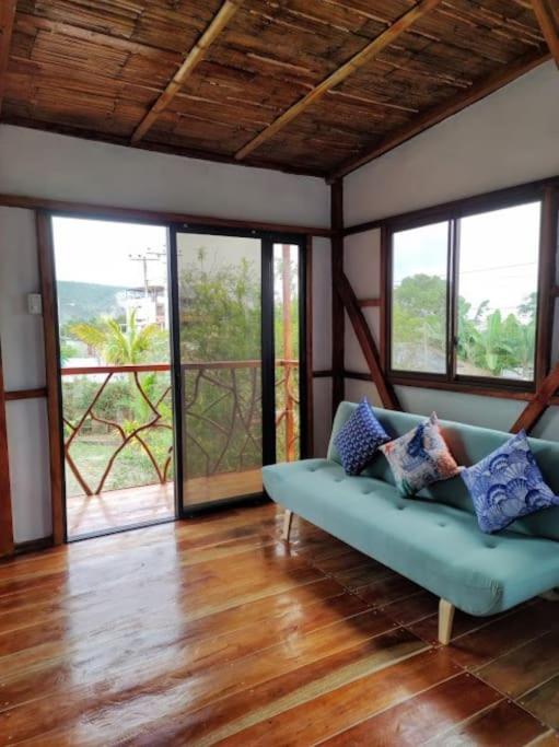 Cayo Ecovillage Puerto Cayo Ngoại thất bức ảnh
